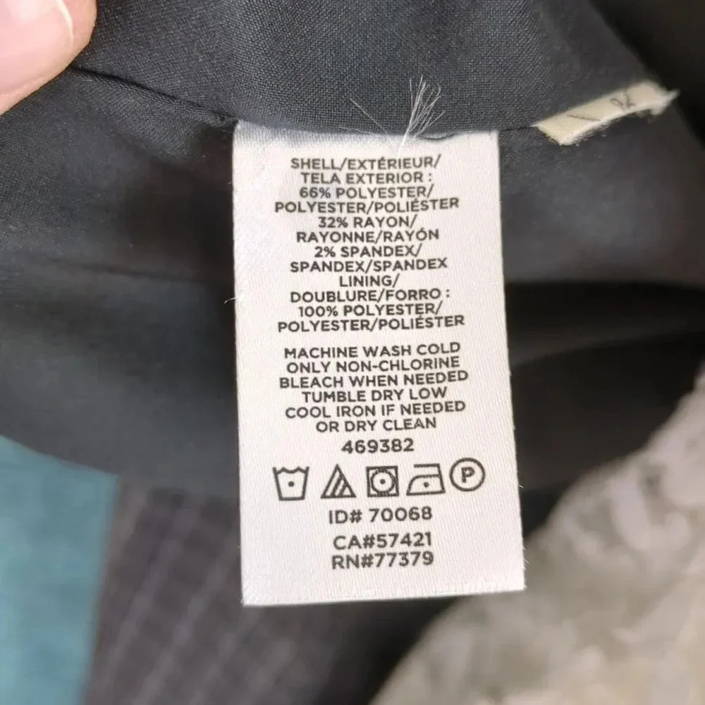 Ann Taylor Blazer Size 2 - Picture 3 of 10